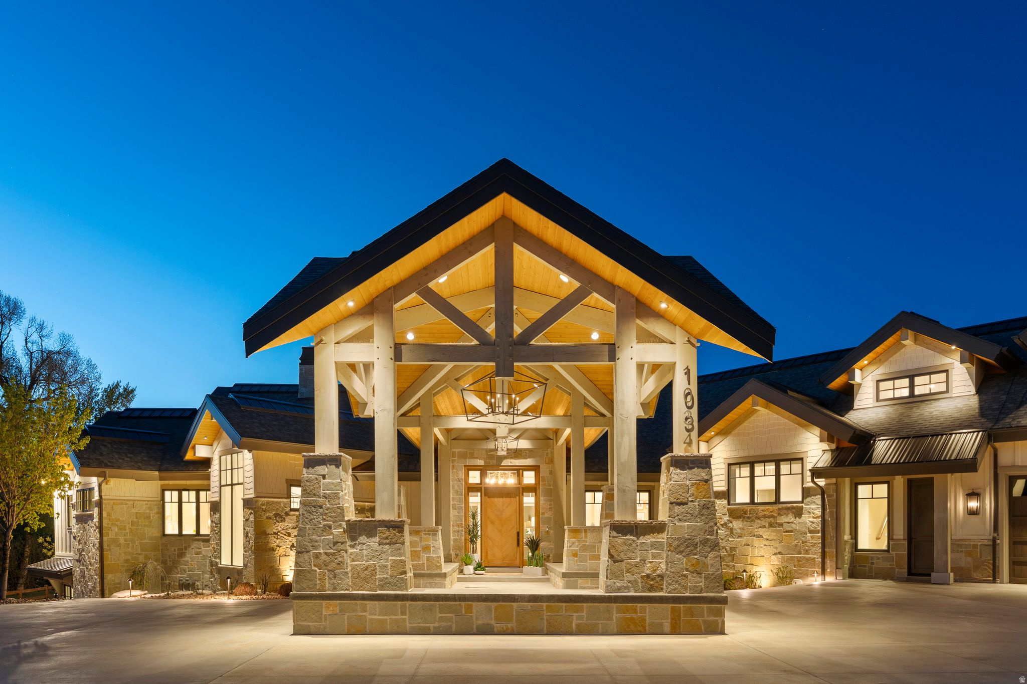 SILVER SUMMIT ESTATES - Residential