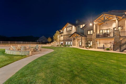 Tiny photo for 1034 S 9150 E, Huntsville, UT 84317 (MLS # 2154352)