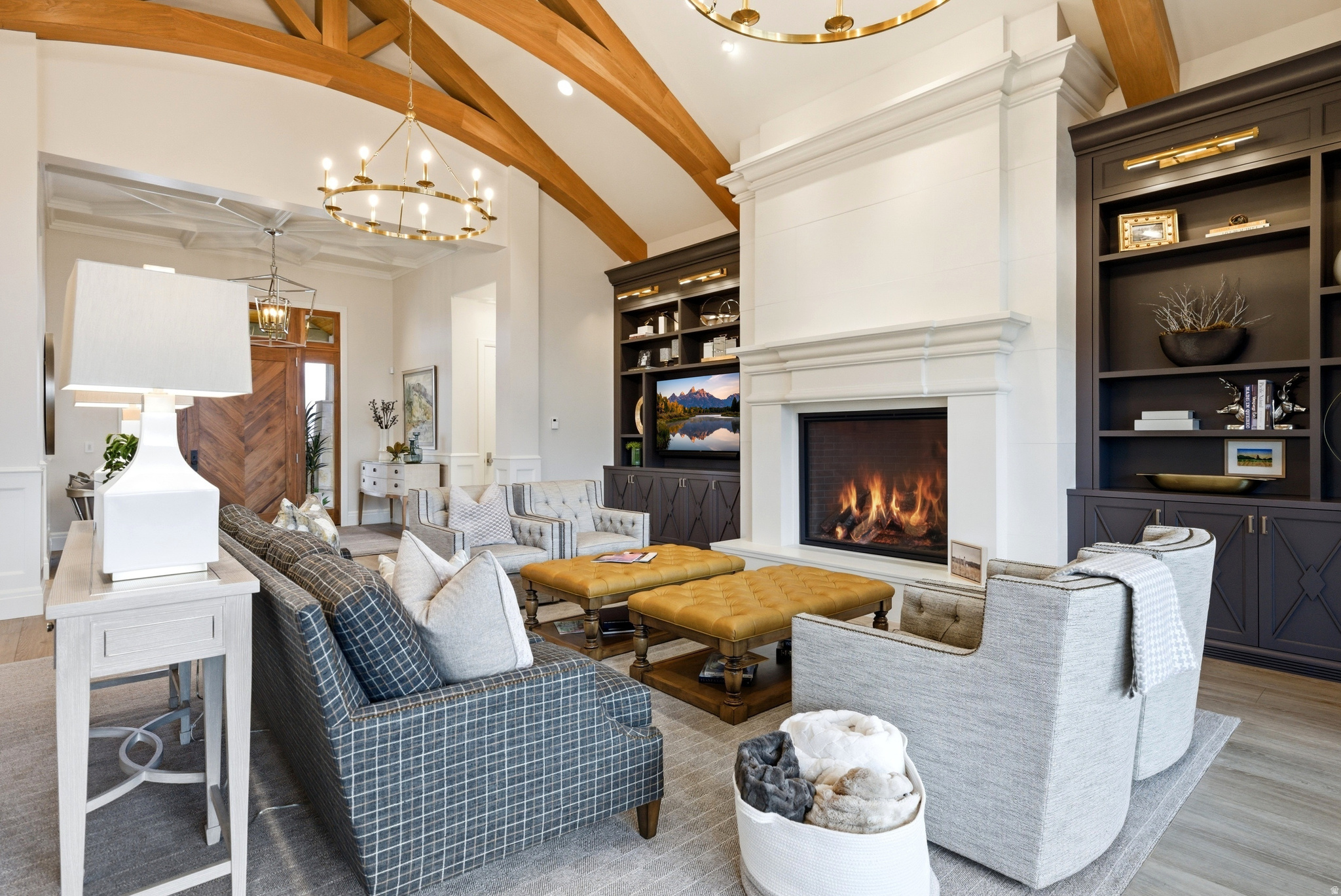 SILVER SUMMIT ESTATES - Residential