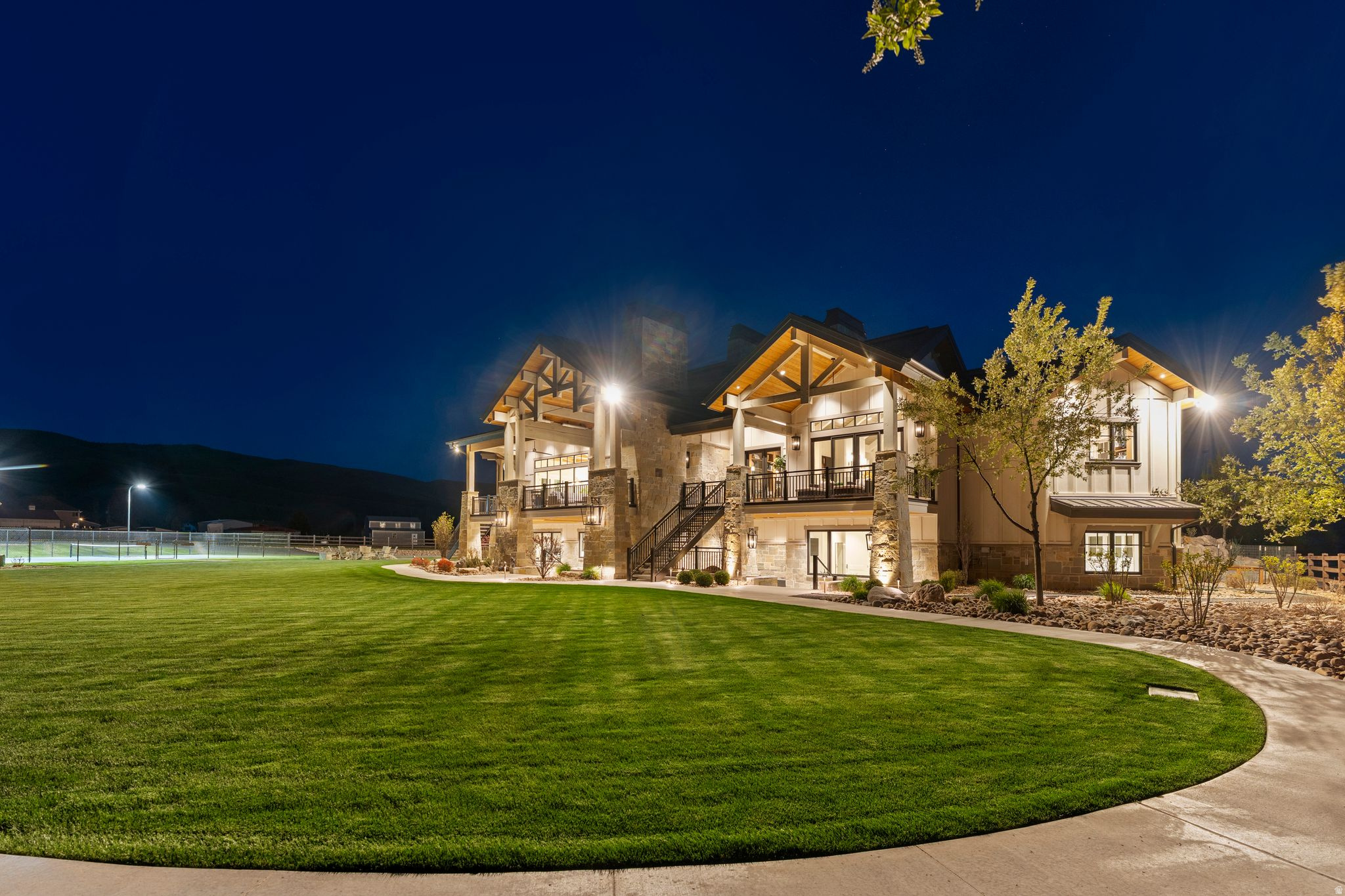 SILVER SUMMIT ESTATES - Residential