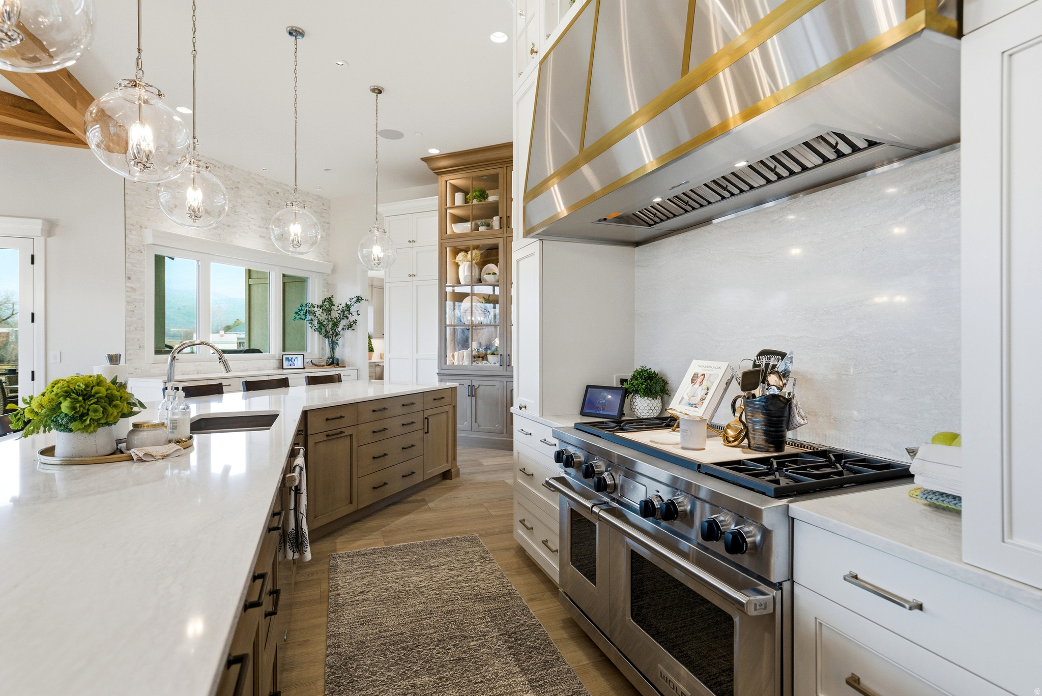 SILVER SUMMIT ESTATES - Residential