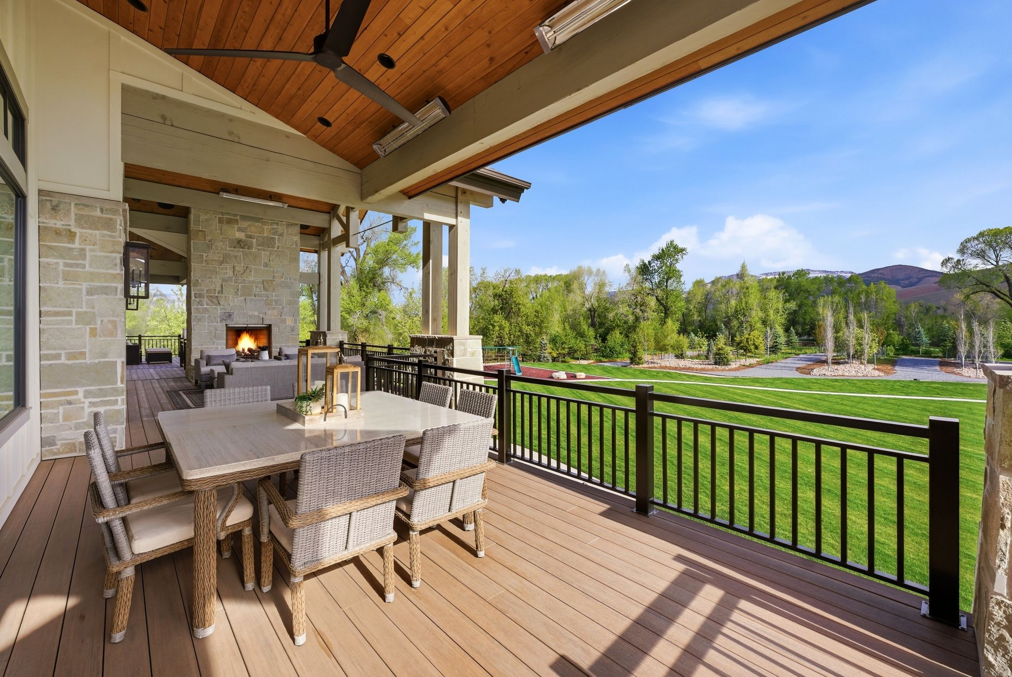 SILVER SUMMIT ESTATES - Residential