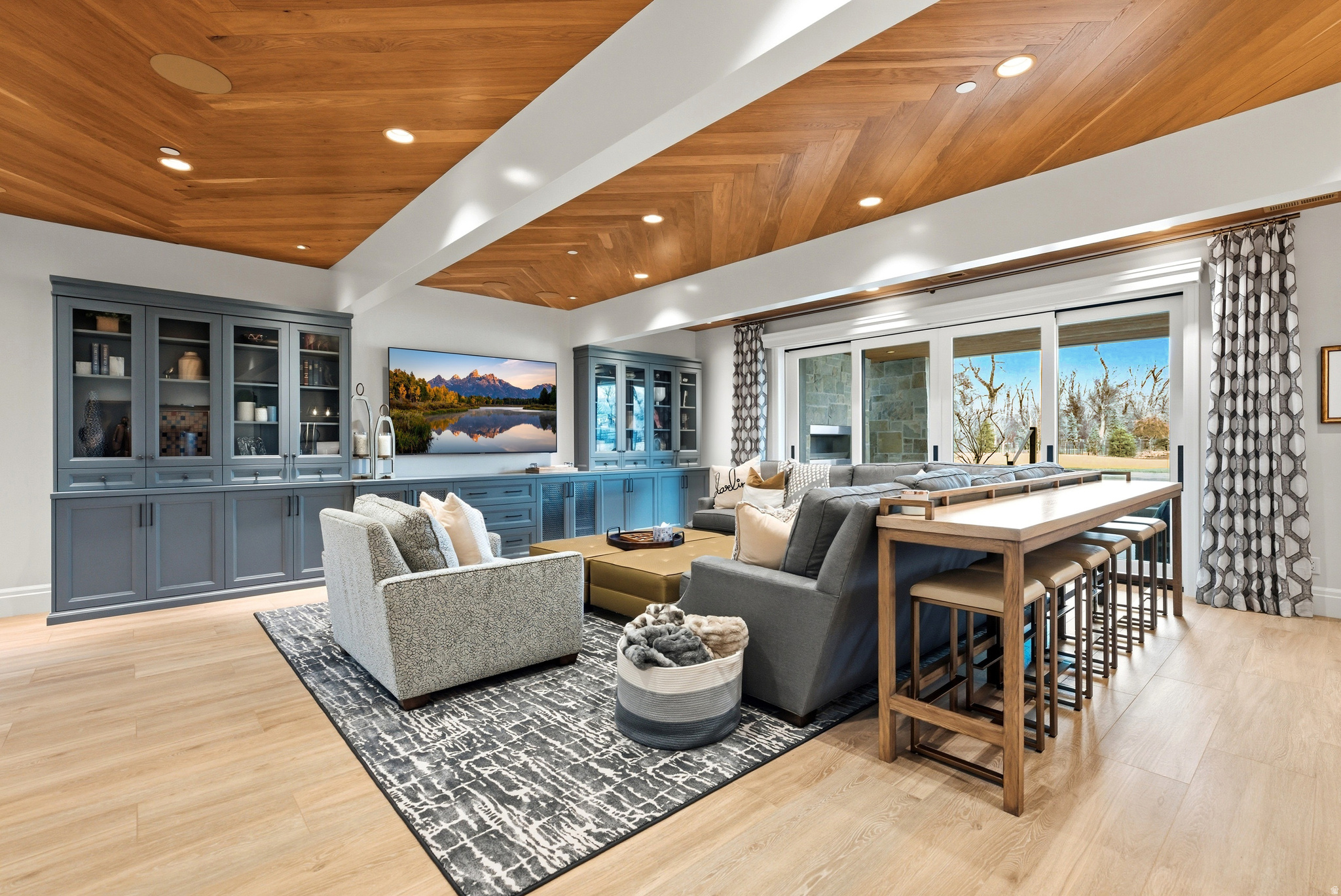 SILVER SUMMIT ESTATES - Residential