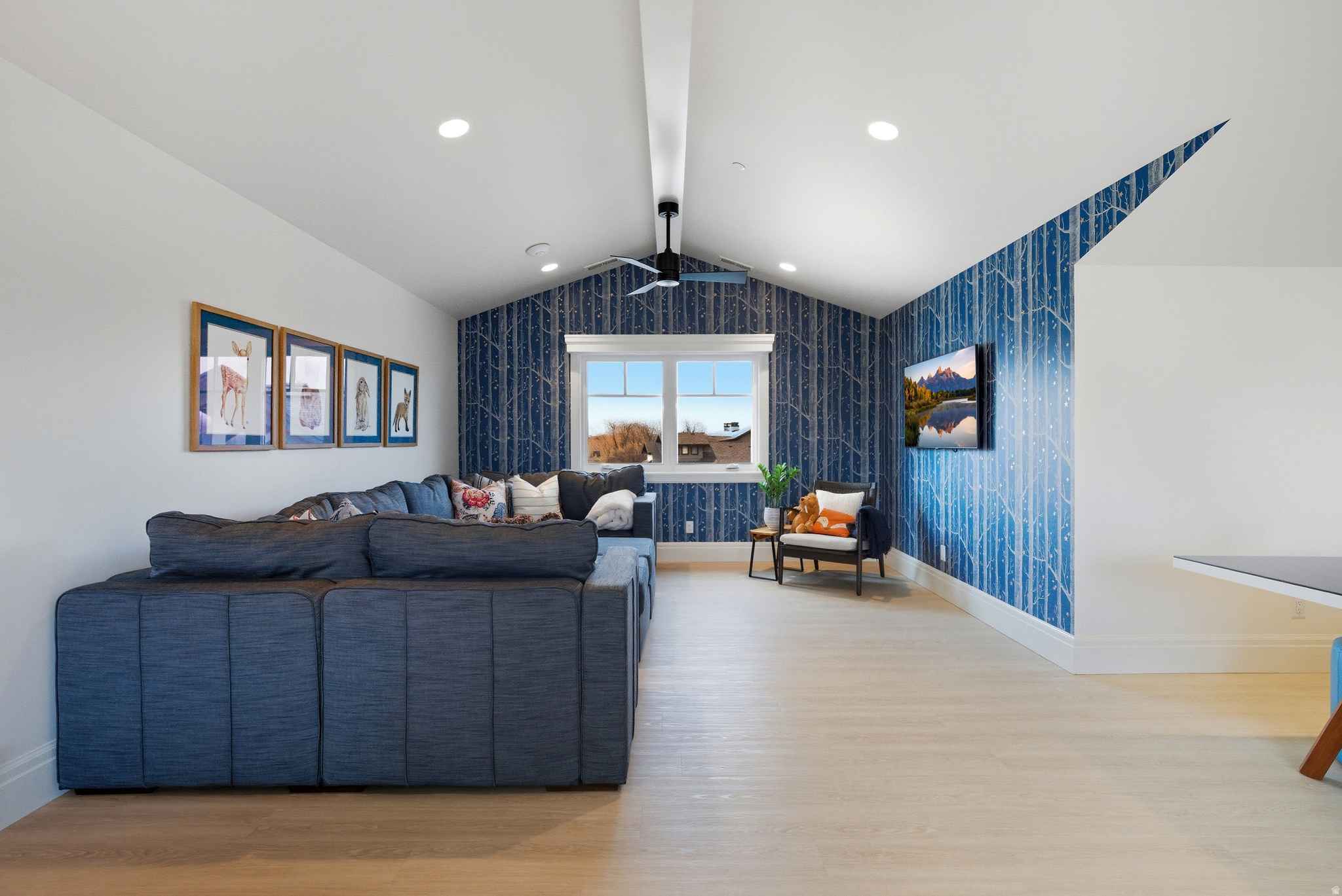 SILVER SUMMIT ESTATES - Residential