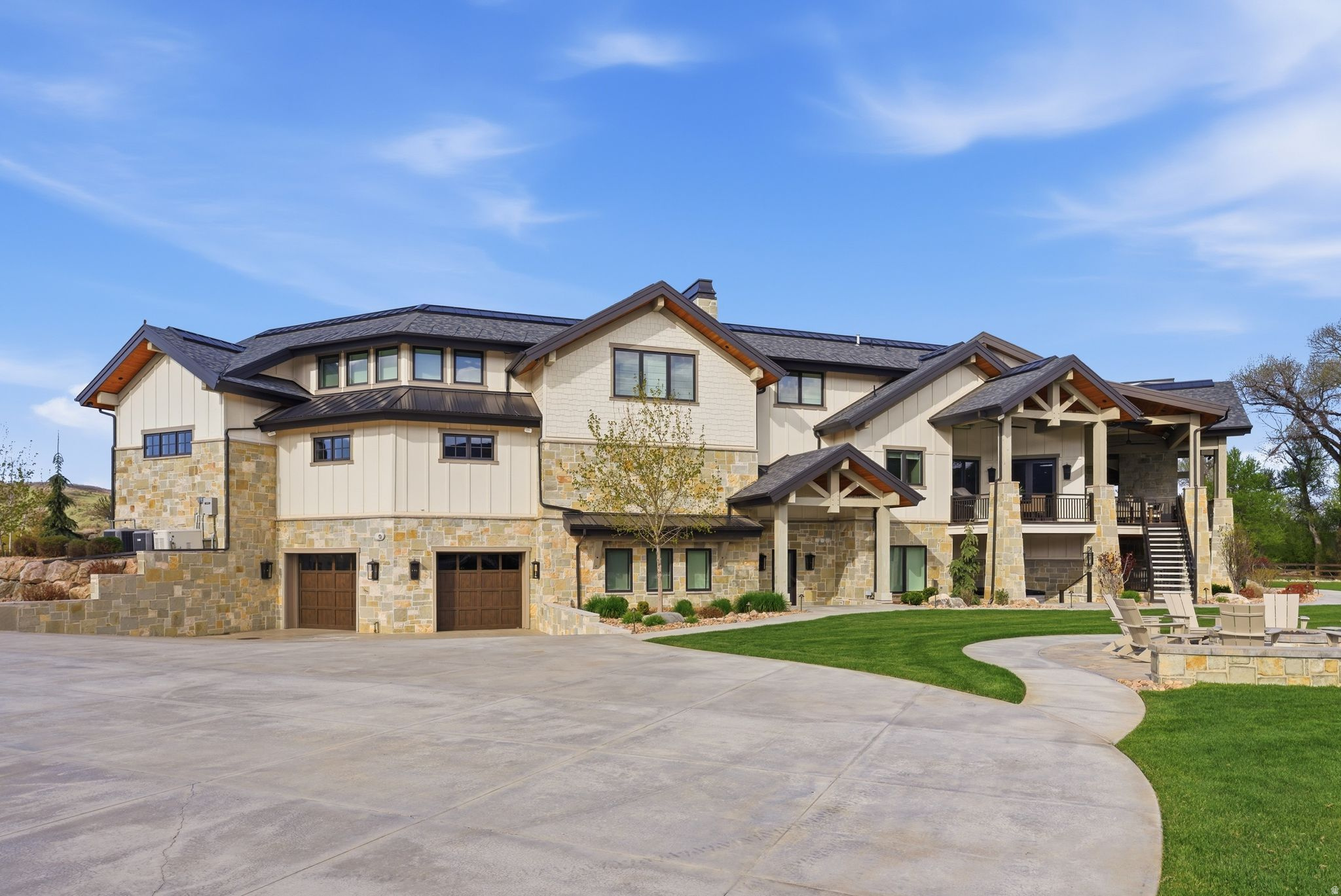 SILVER SUMMIT ESTATES - Residential