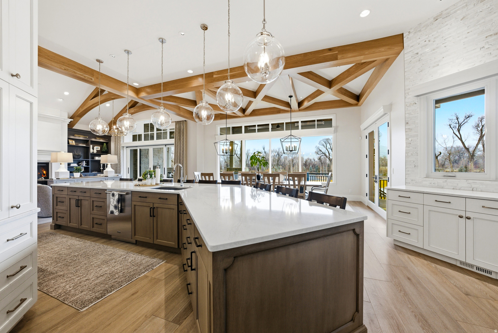 SILVER SUMMIT ESTATES - Residential