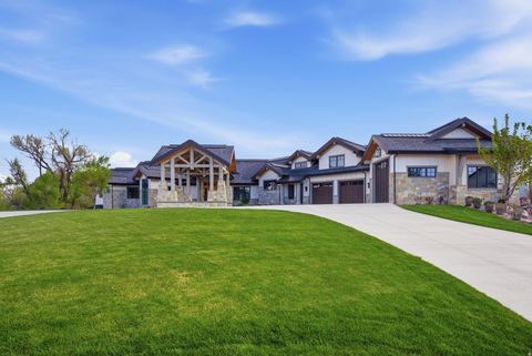 Tiny photo for 1034 S 9150 E, Huntsville, UT 84317 (MLS # 2154352)