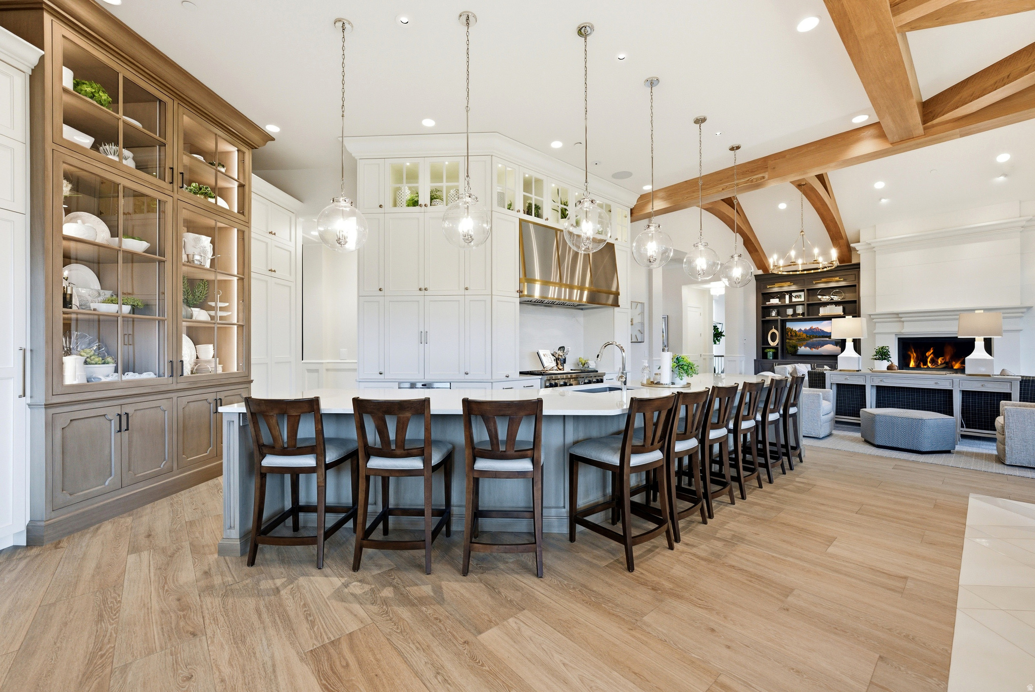 SILVER SUMMIT ESTATES - Residential