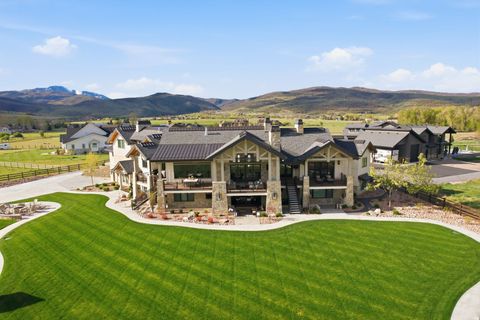 Tiny photo for 1034 S 9150 E, Huntsville, UT 84317 (MLS # 2154352)