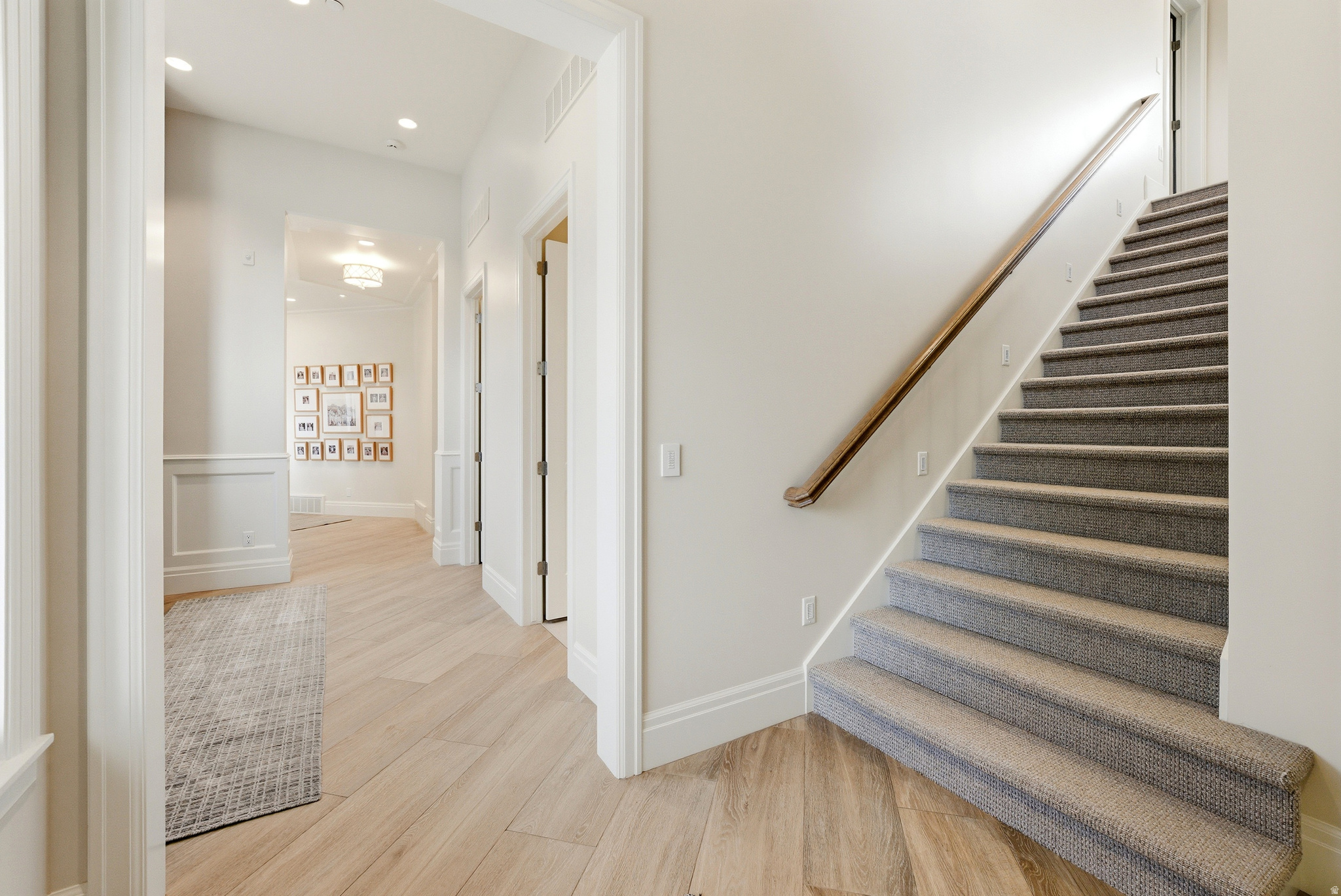 SILVER SUMMIT ESTATES - Residential