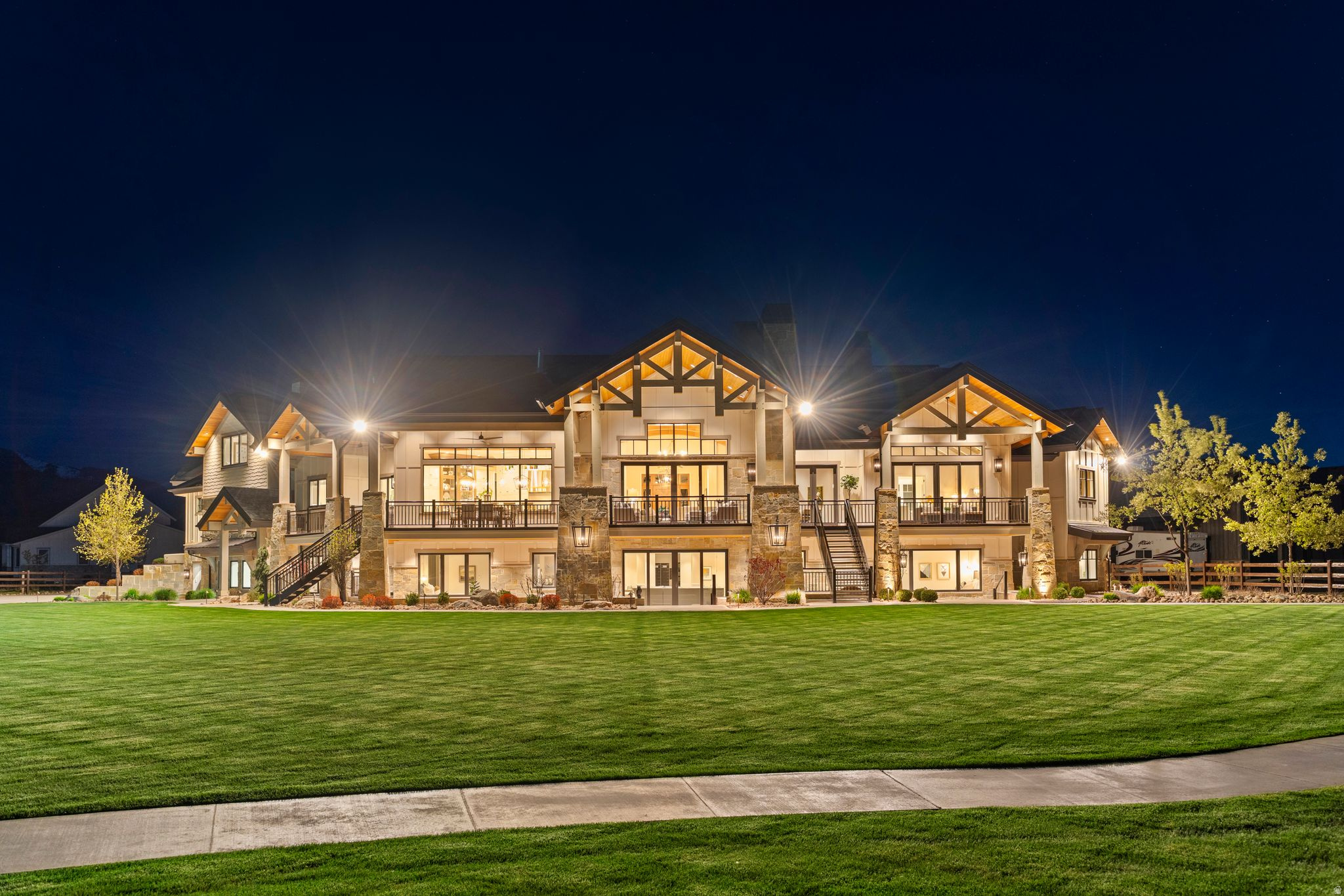 SILVER SUMMIT ESTATES - Residential