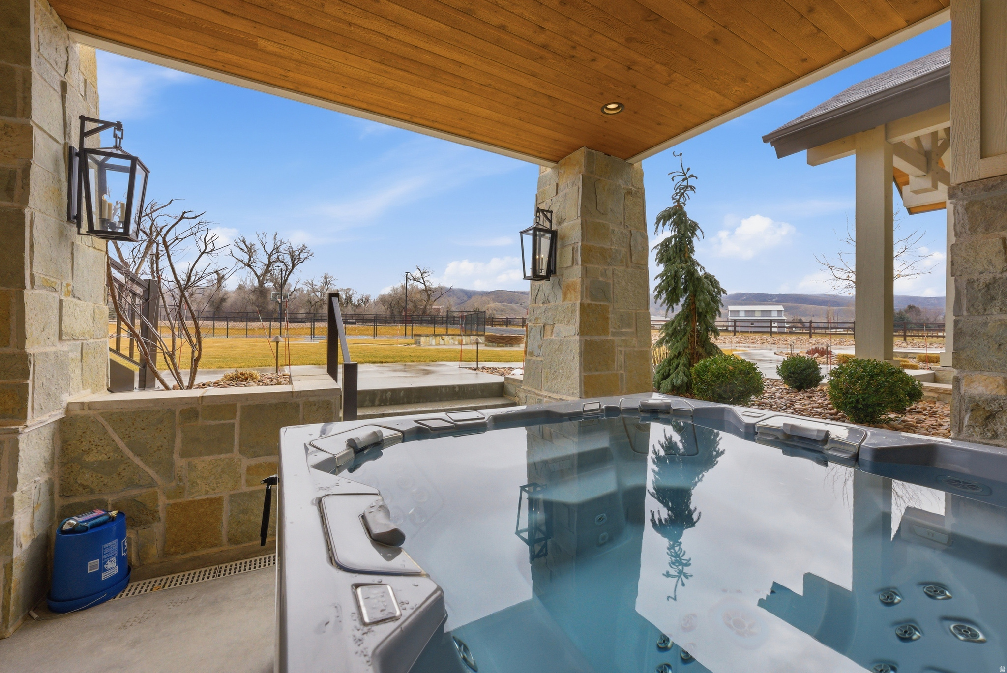 SILVER SUMMIT ESTATES - Residential