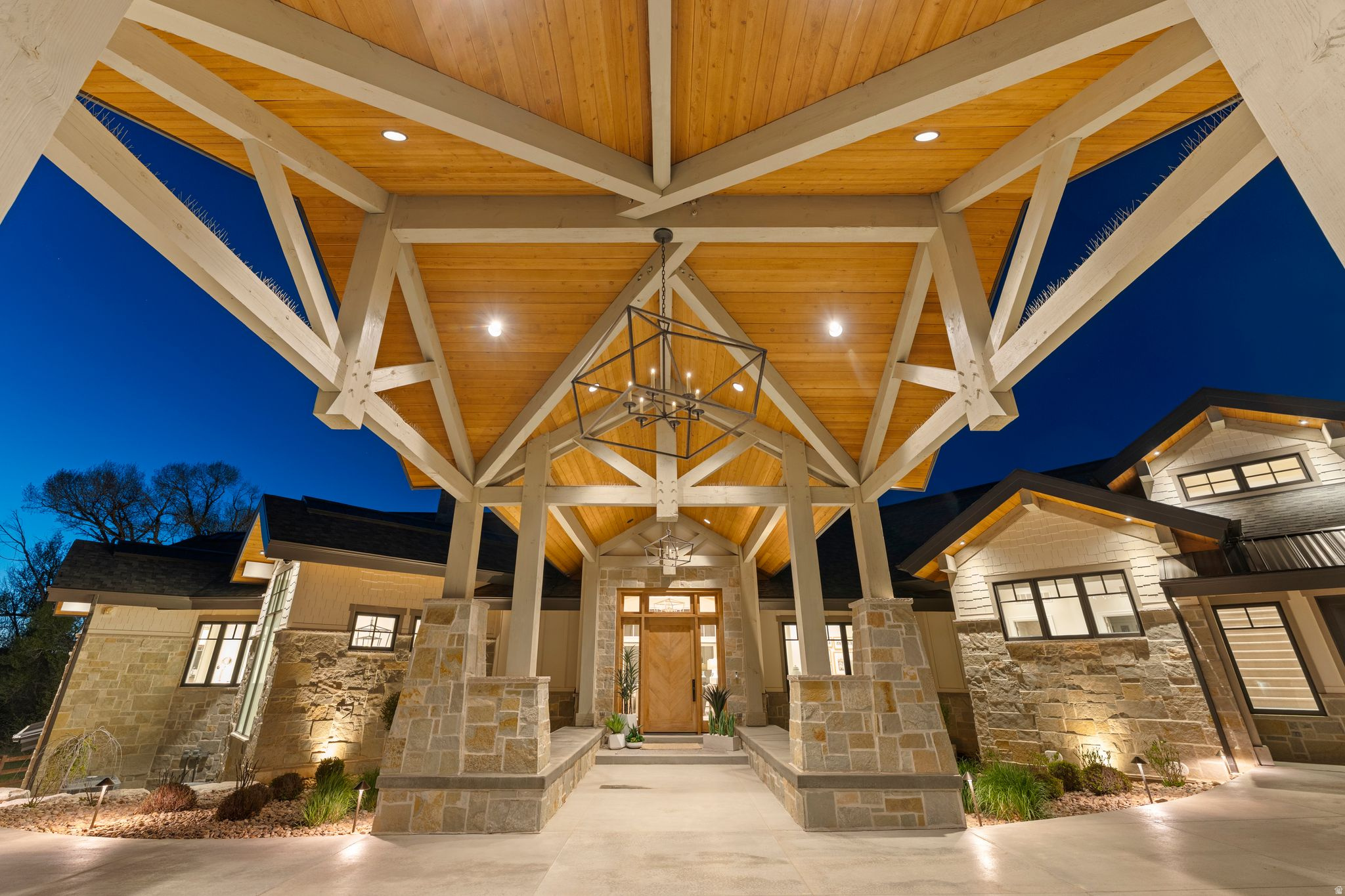 SILVER SUMMIT ESTATES - Residential