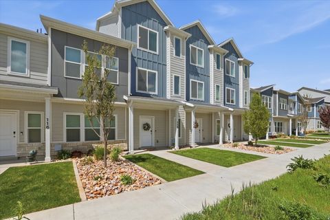 Photo of 1754 N 300 E #115, North Ogden, UT 84414 (MLS # 2152046)