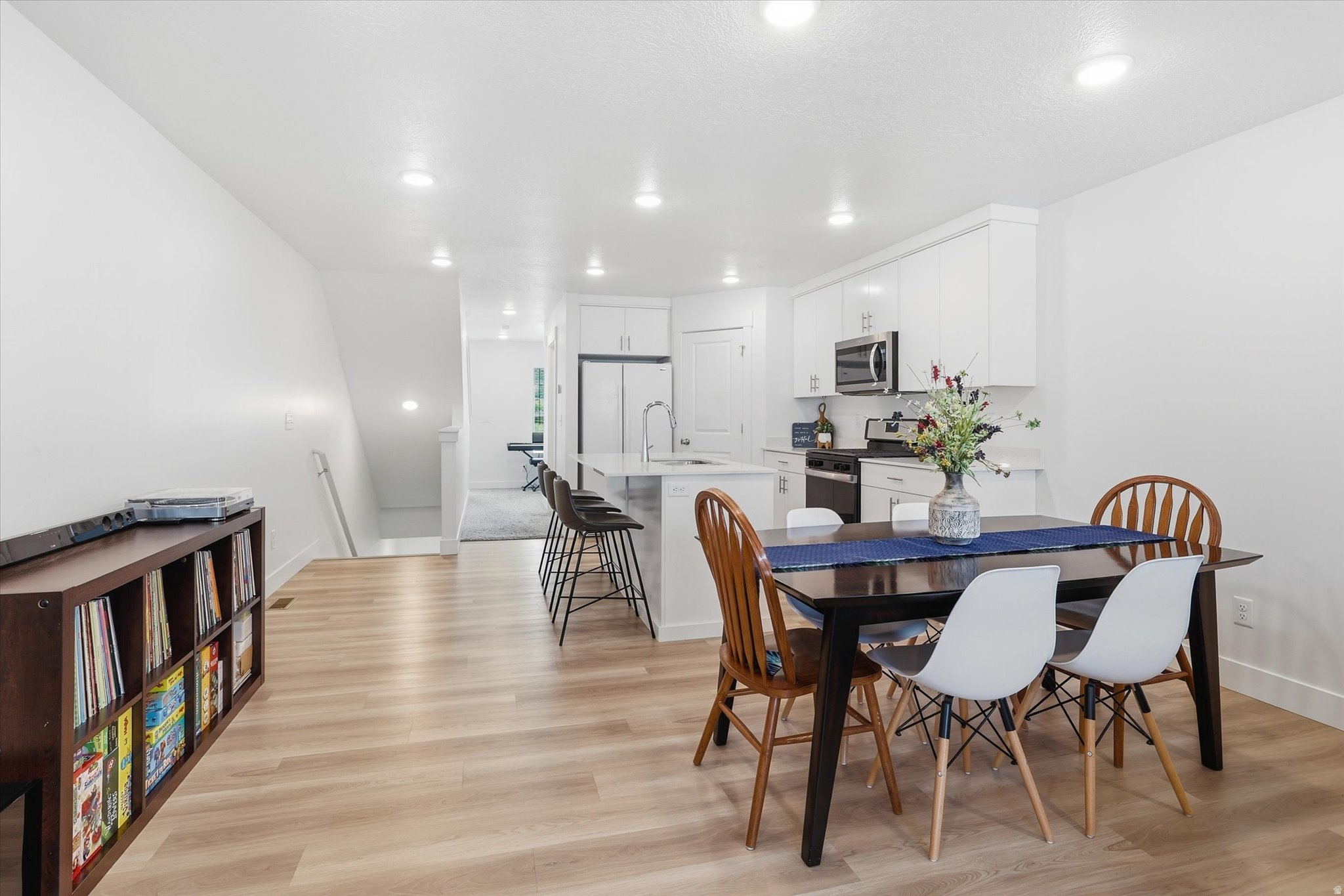 PROMINENCE POINT SUB - Residential