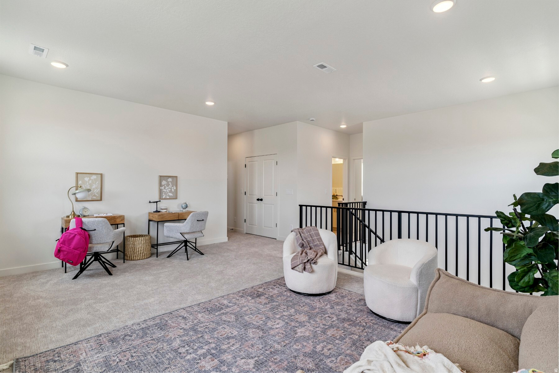 EASTRIDGE PARK - Residential