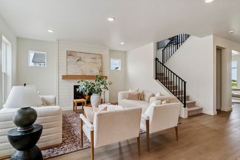 Tiny photo for 1252 E LARKSPUR WAY, Layton, UT 84040 (MLS # 2122489)