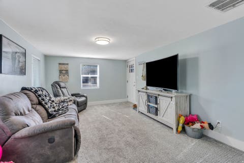 Tiny photo for 289 S 500 E, Payson, UT 84651 (MLS # 2179920)