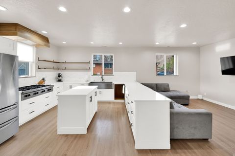 Tiny photo for 601 S 400 E, Springville, UT 84663 (MLS # 2147212)