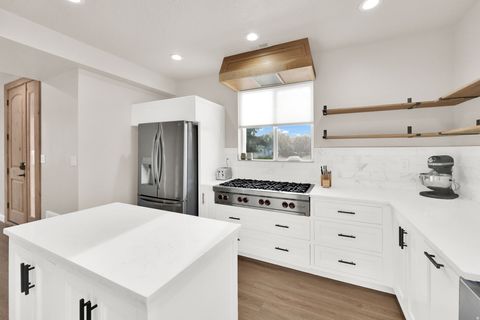 Tiny photo for 601 S 400 E, Springville, UT 84663 (MLS # 2147212)