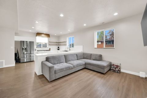 Tiny photo for 601 S 400 E, Springville, UT 84663 (MLS # 2147212)