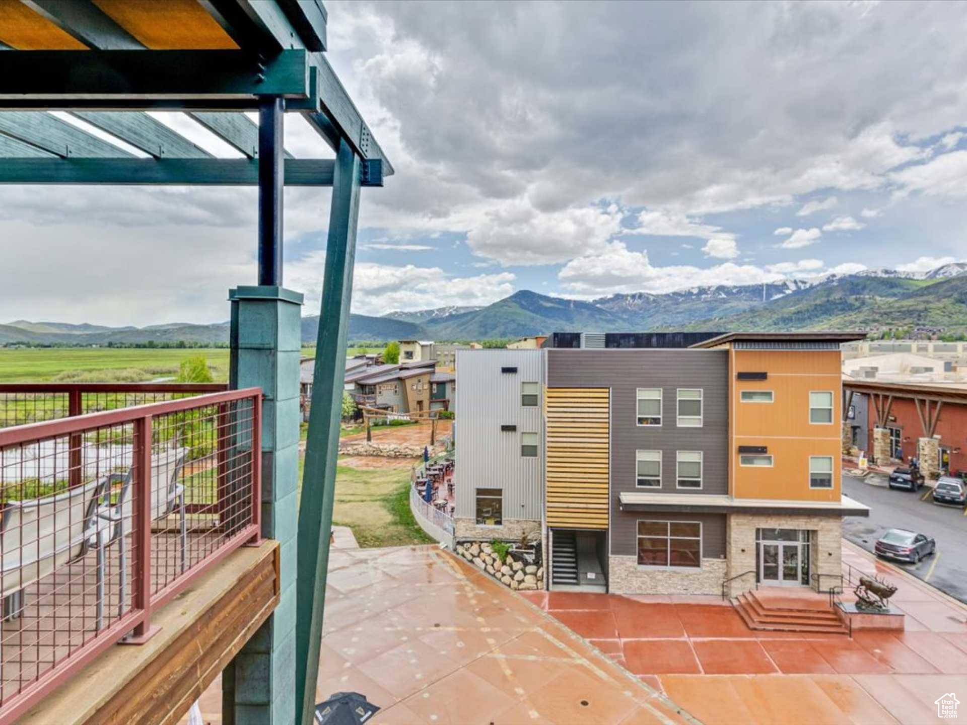 NEWPARK CONDO - Residential