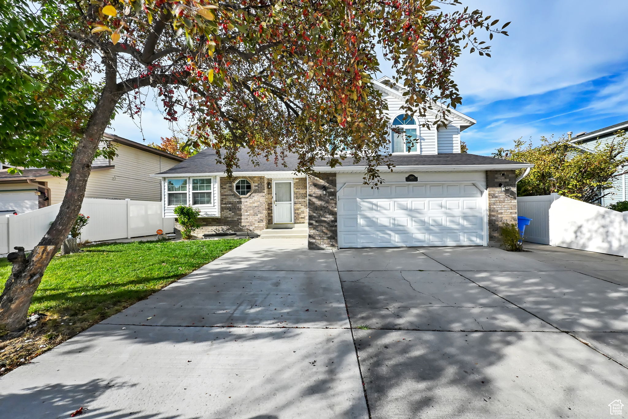 5280 W Wake Robin Dr, West Jordan, Utah image 1