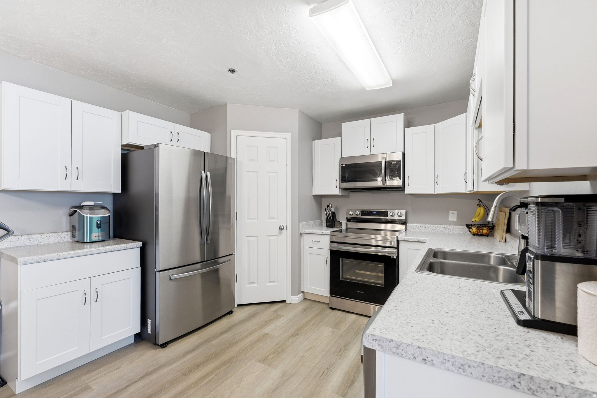 WEST BENCH CONDO - Residential