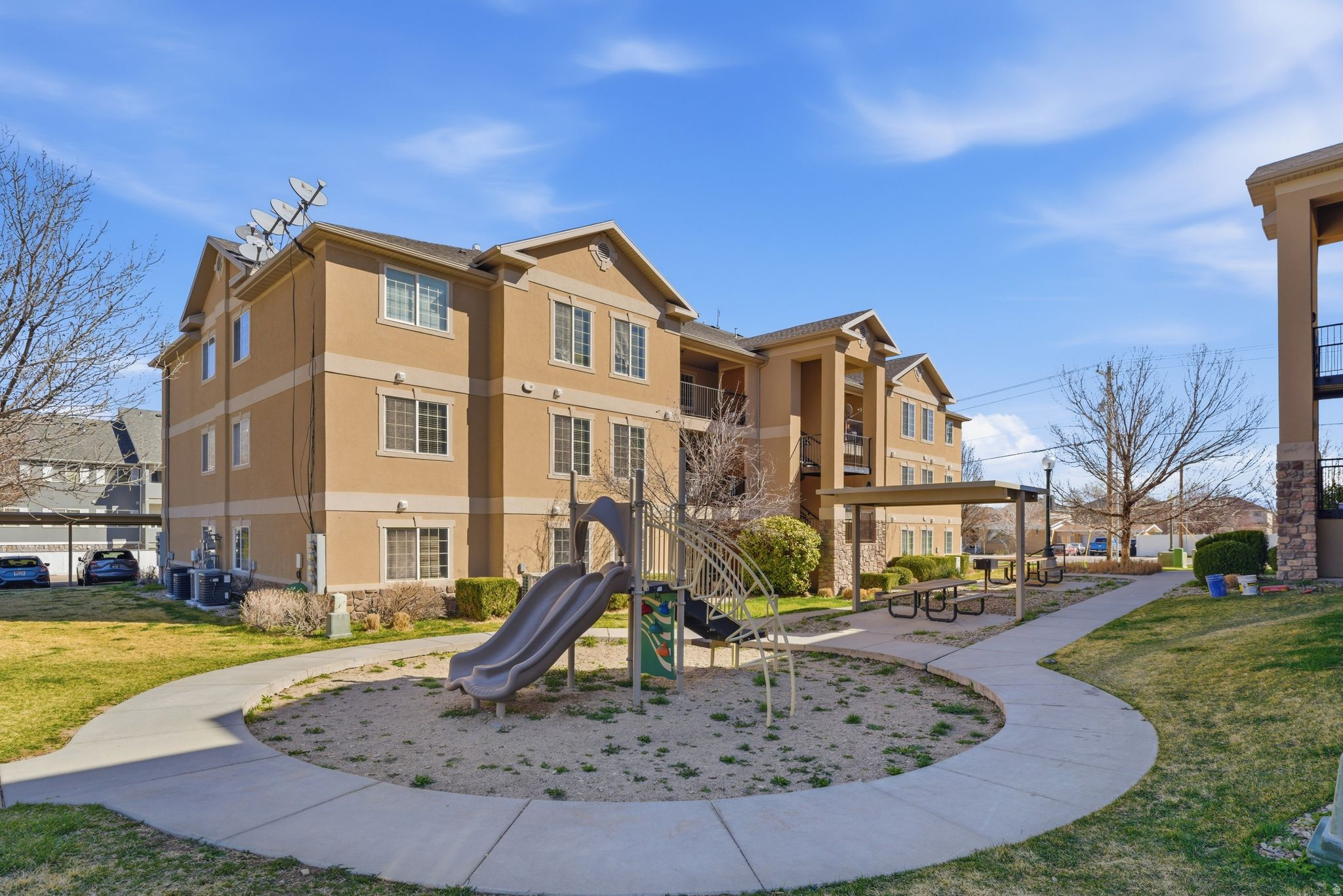 WEST BENCH CONDO - Residential