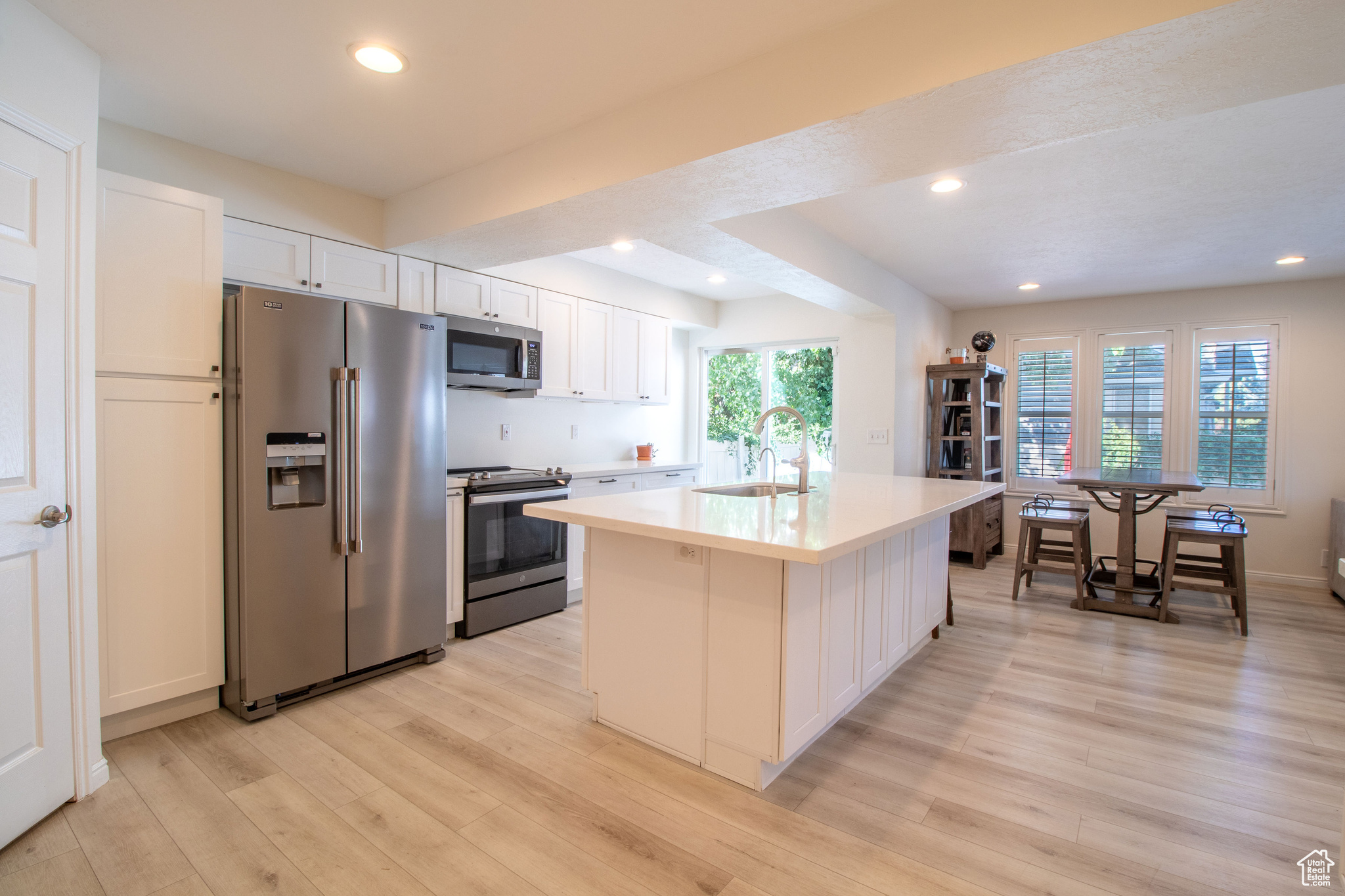 AMBLEWOOD SPRINGS - Residential