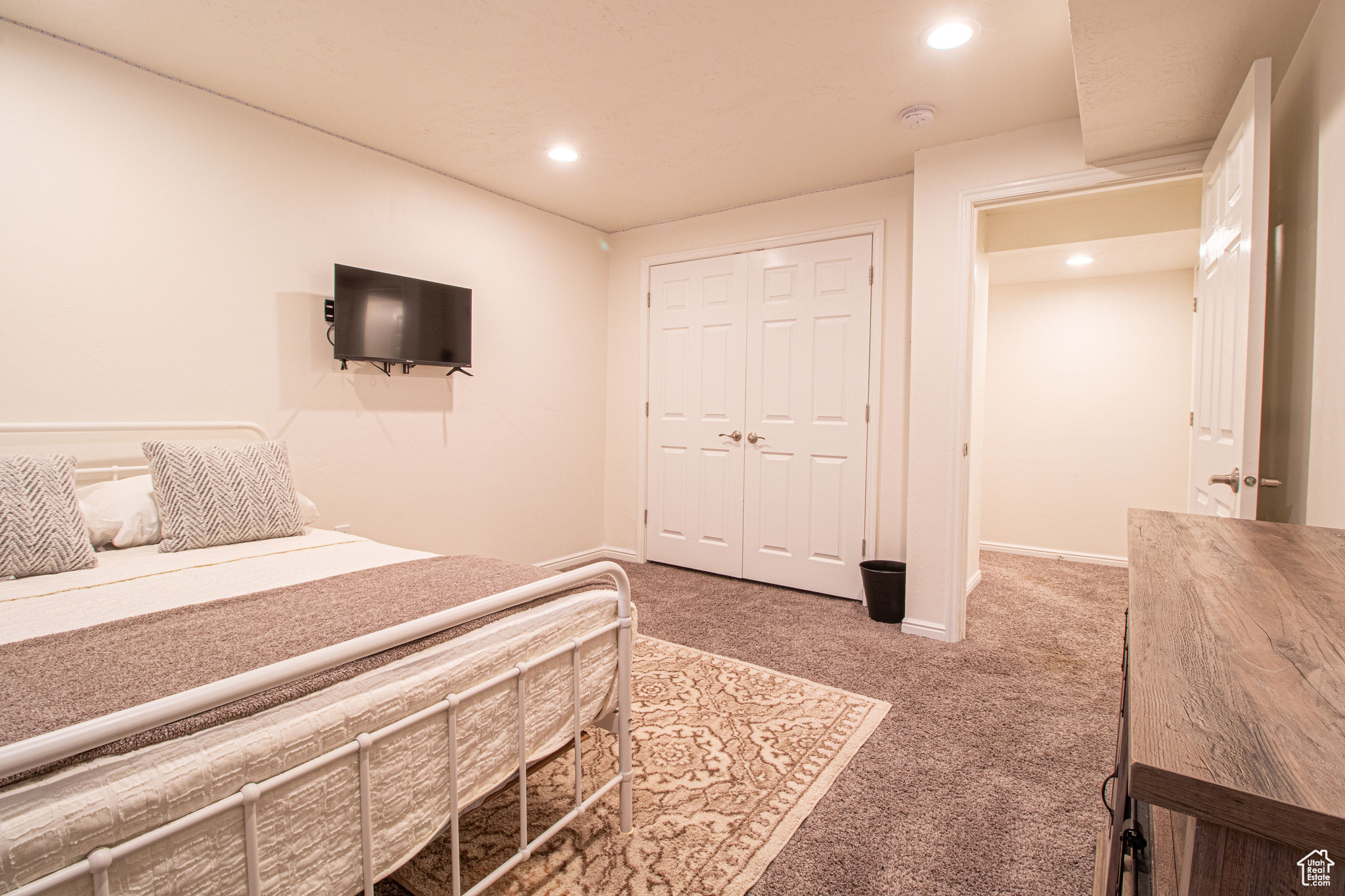 AMBLEWOOD SPRINGS - Residential