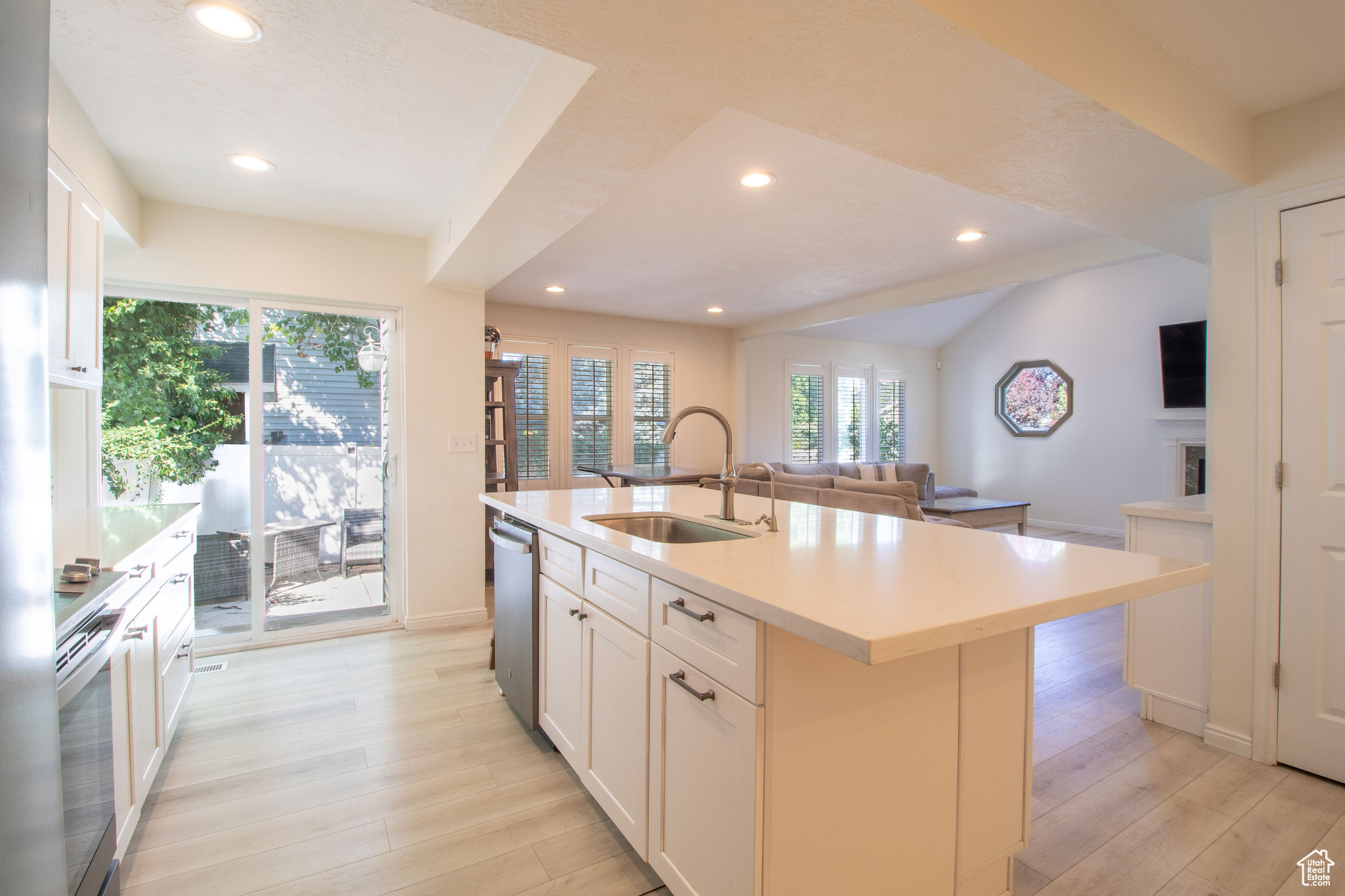 AMBLEWOOD SPRINGS - Residential