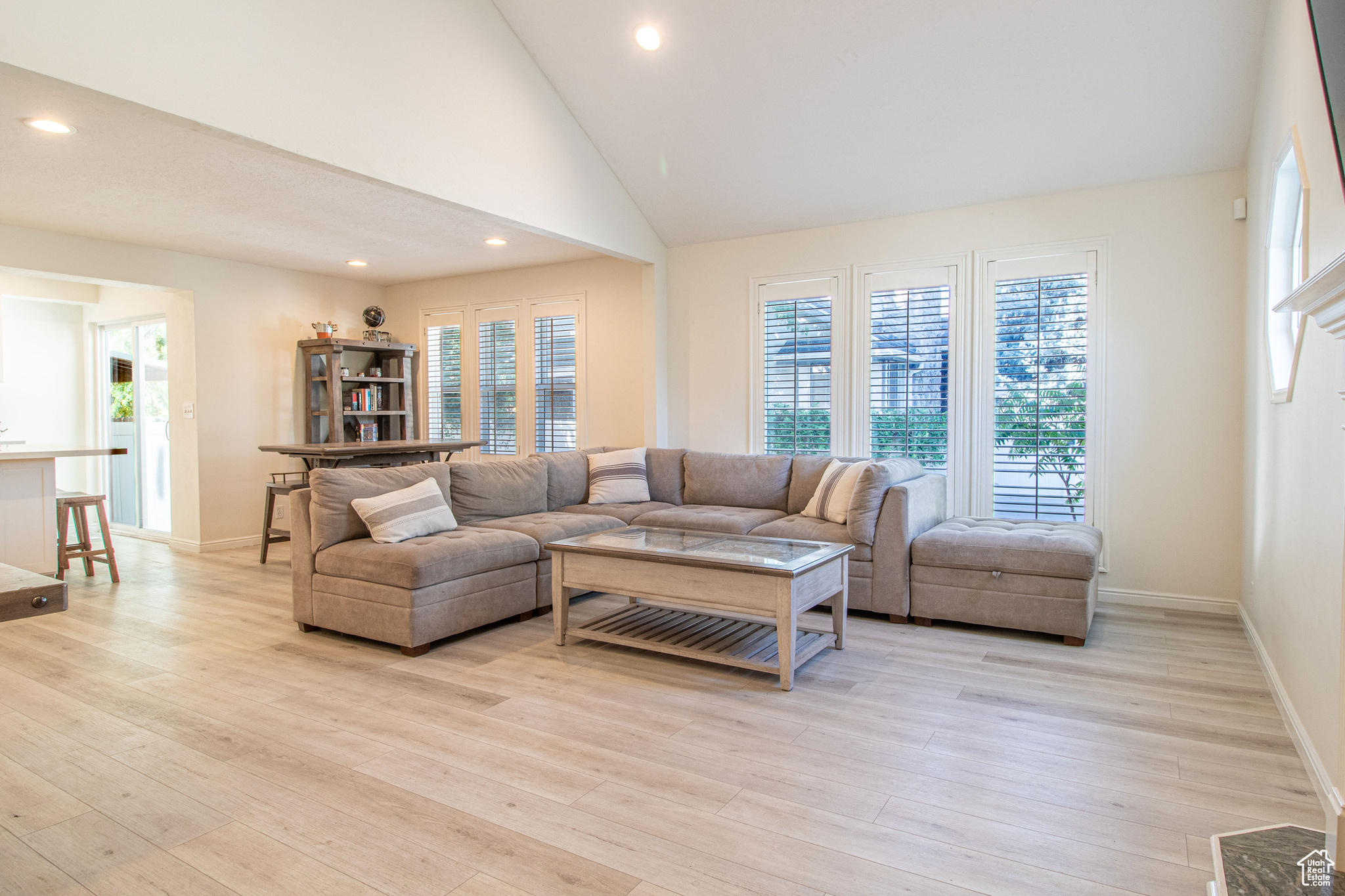 AMBLEWOOD SPRINGS - Residential