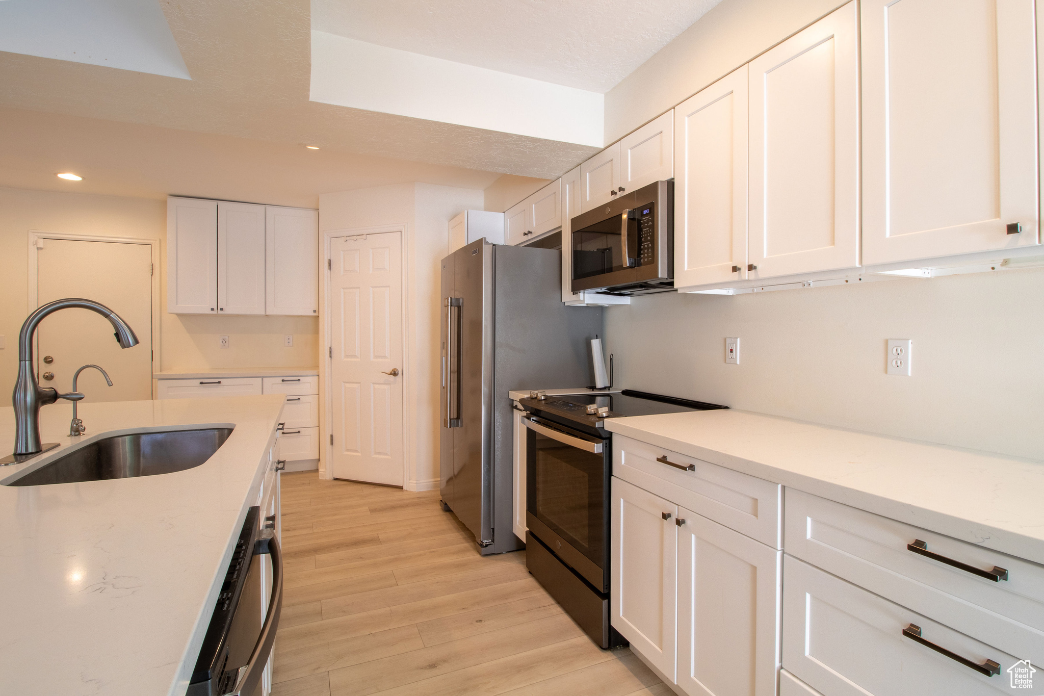 AMBLEWOOD SPRINGS - Residential