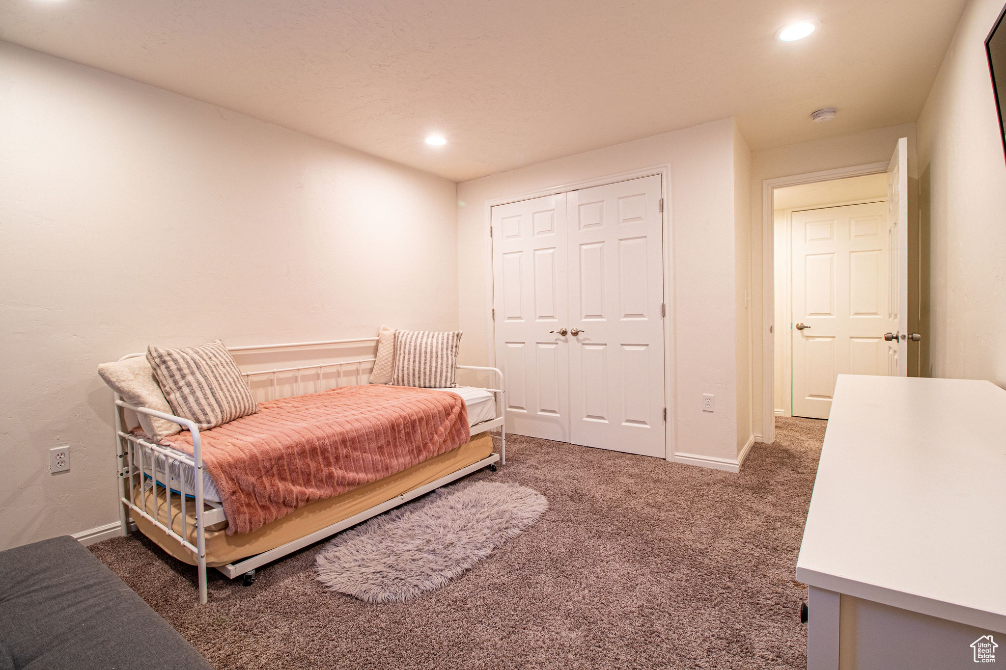 AMBLEWOOD SPRINGS - Residential