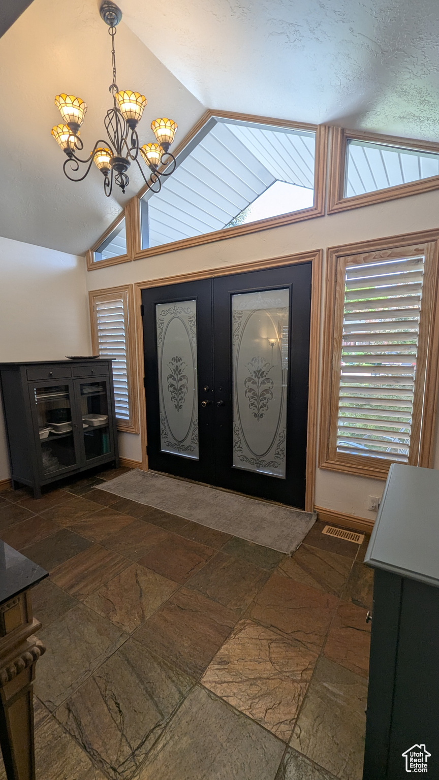 WHITE CITY - Residential