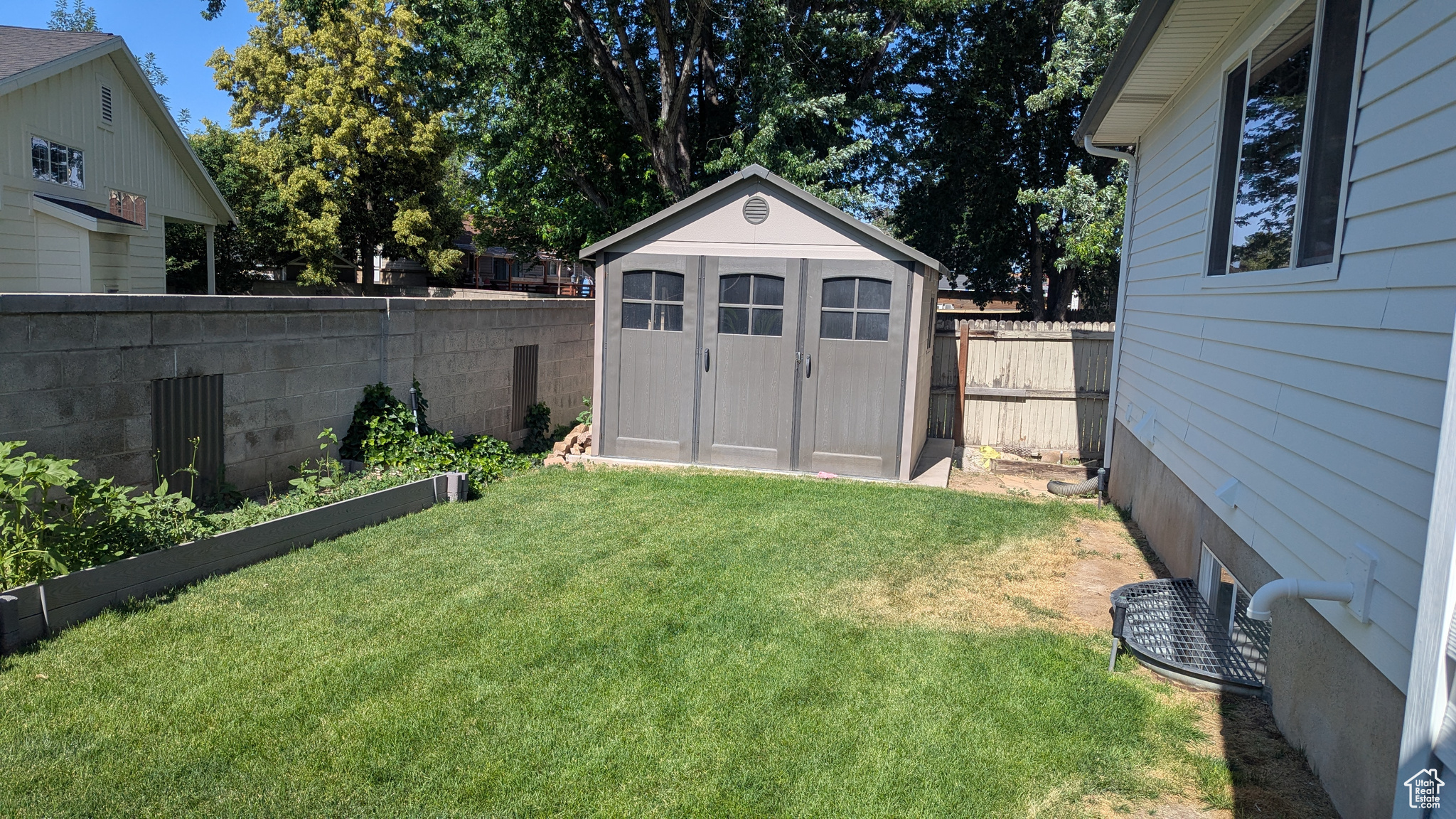 WHITE CITY - Residential