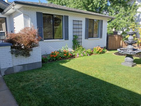 Tiny photo for 1584 E PETUNIA WAY, Sandy, UT 84092 (MLS # 2092480)