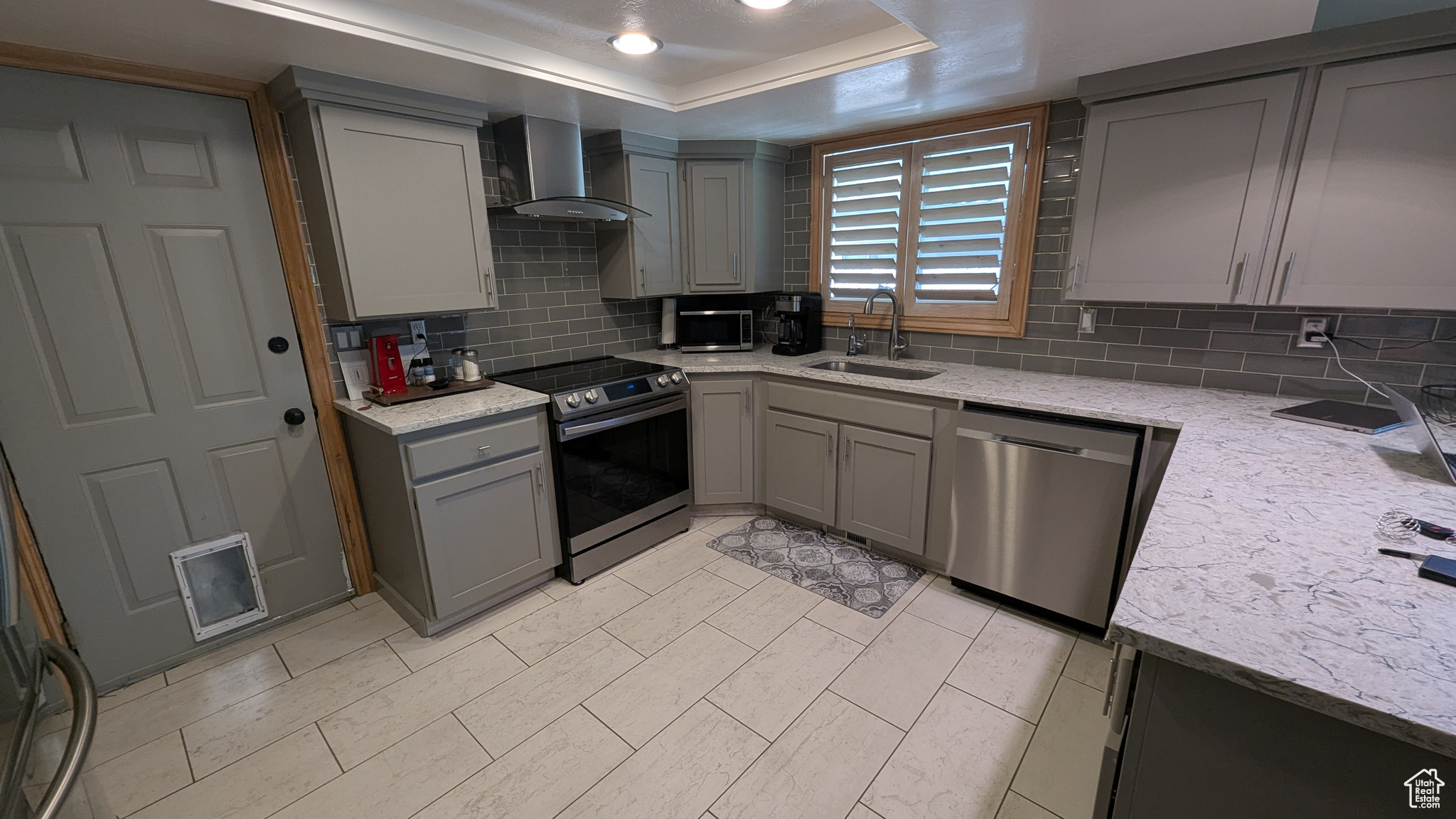 WHITE CITY - Residential