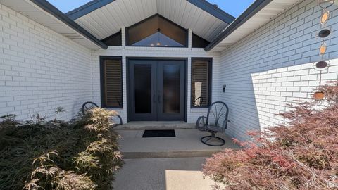 Tiny photo for 1584 E PETUNIA WAY, Sandy, UT 84092 (MLS # 2092480)