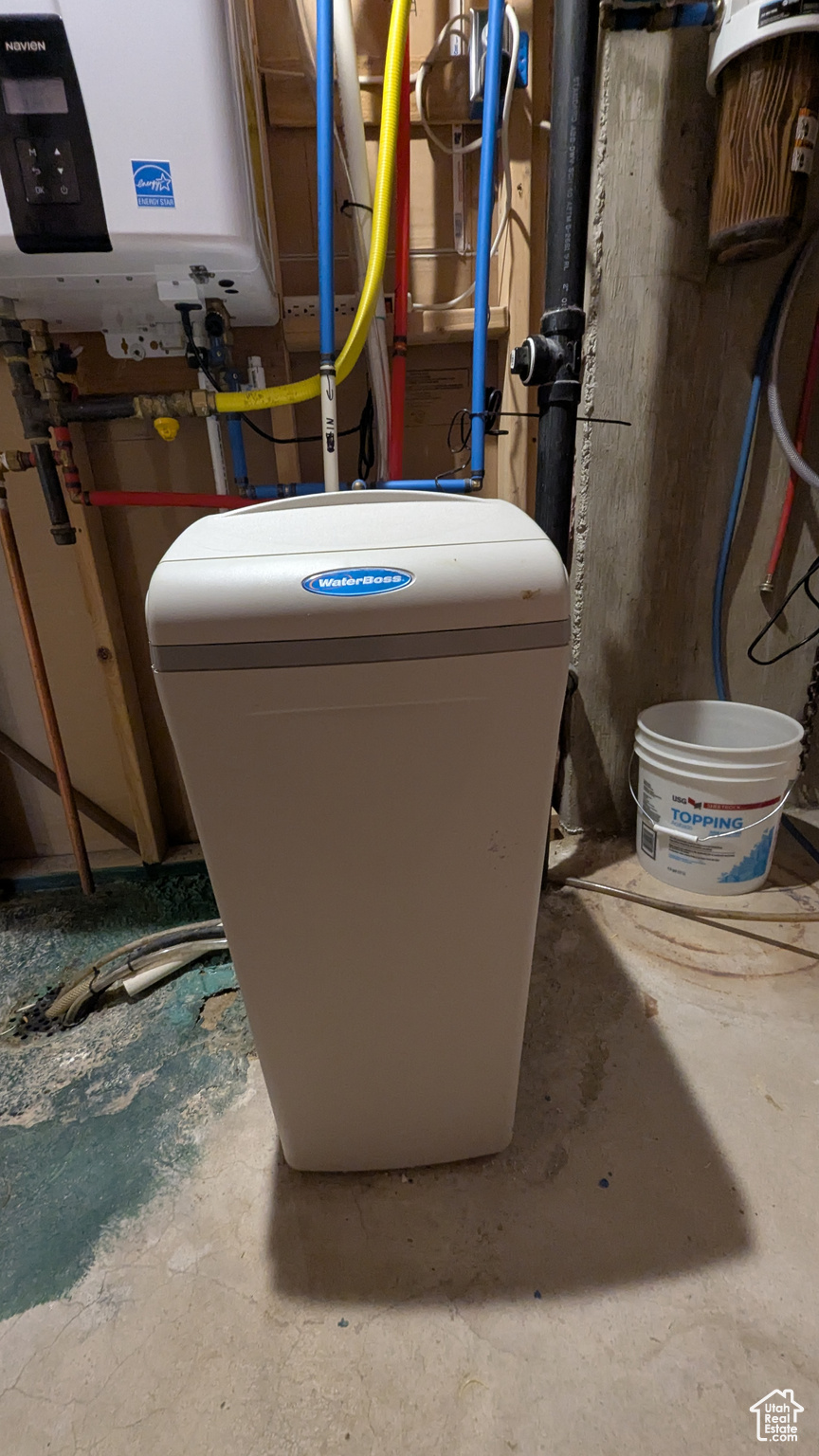 WHITE CITY - Residential