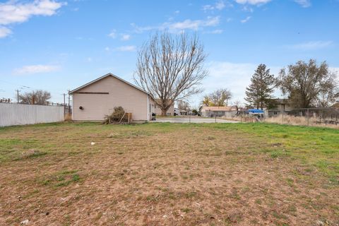 Tiny photo for 844 N 1000 W, Clinton, UT 84015 (MLS # 2123855)
