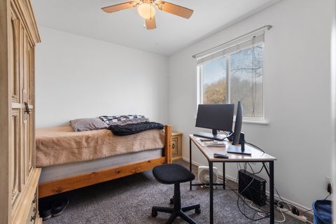 Tiny photo for 844 N 1000 W, Clinton, UT 84015 (MLS # 2123855)