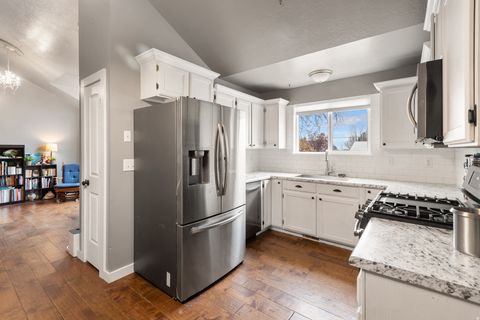 Tiny photo for 844 N 1000 W, Clinton, UT 84015 (MLS # 2123855)
