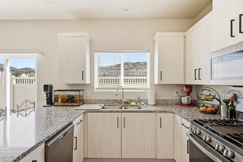 Tiny photo for 668 E FIDDLERS Dr #6, Cedar City, UT 84721 (MLS # 2168956)
