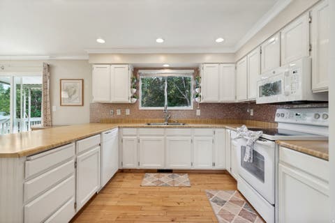 Tiny photo for 5998 S BLUE STONE CIR, Murray, UT 84123 (MLS # 2173353)
