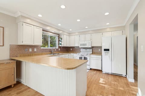 Tiny photo for 5998 S BLUE STONE CIR, Murray, UT 84123 (MLS # 2173353)