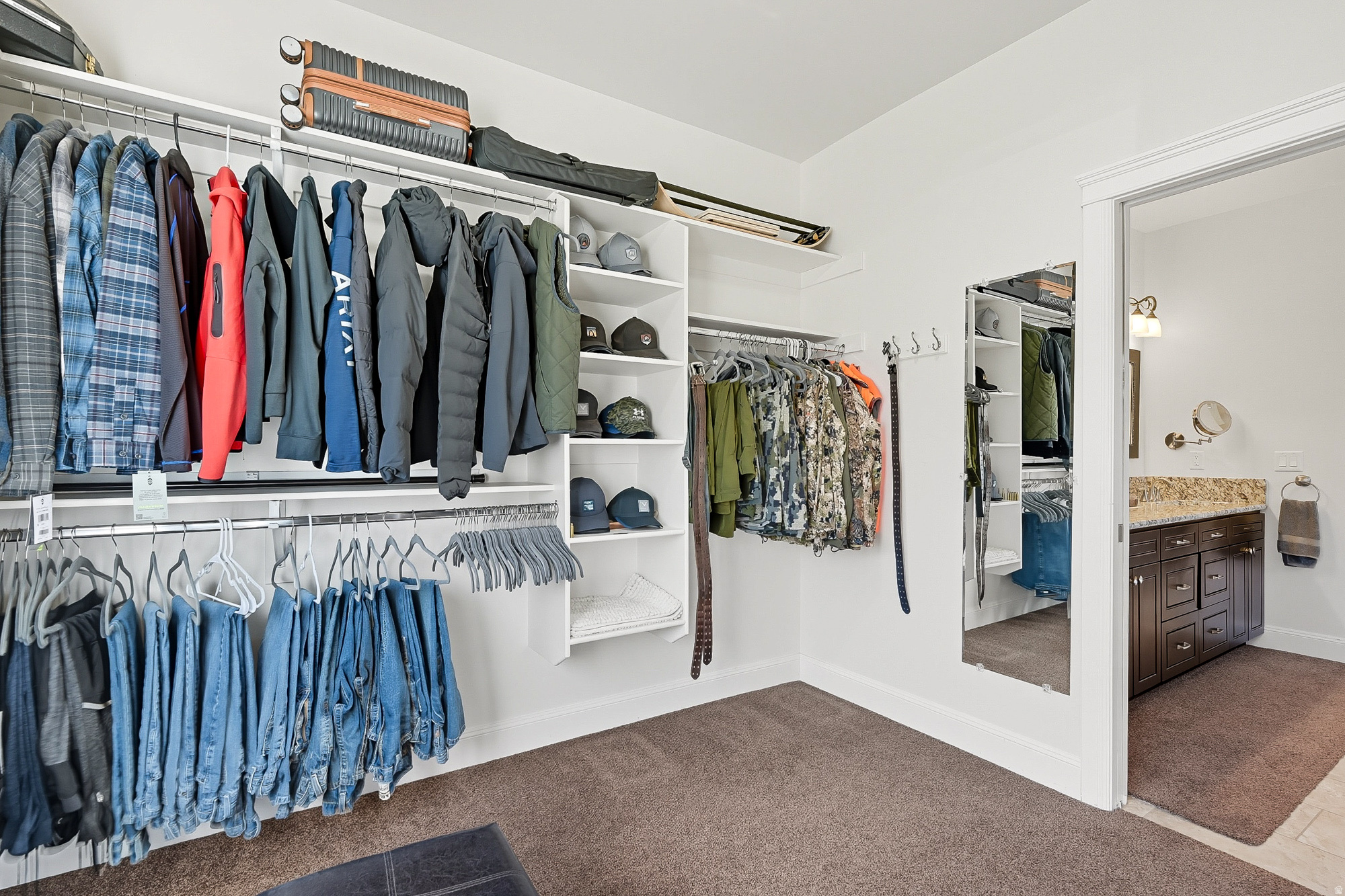 CANYON RIDGE - Residential