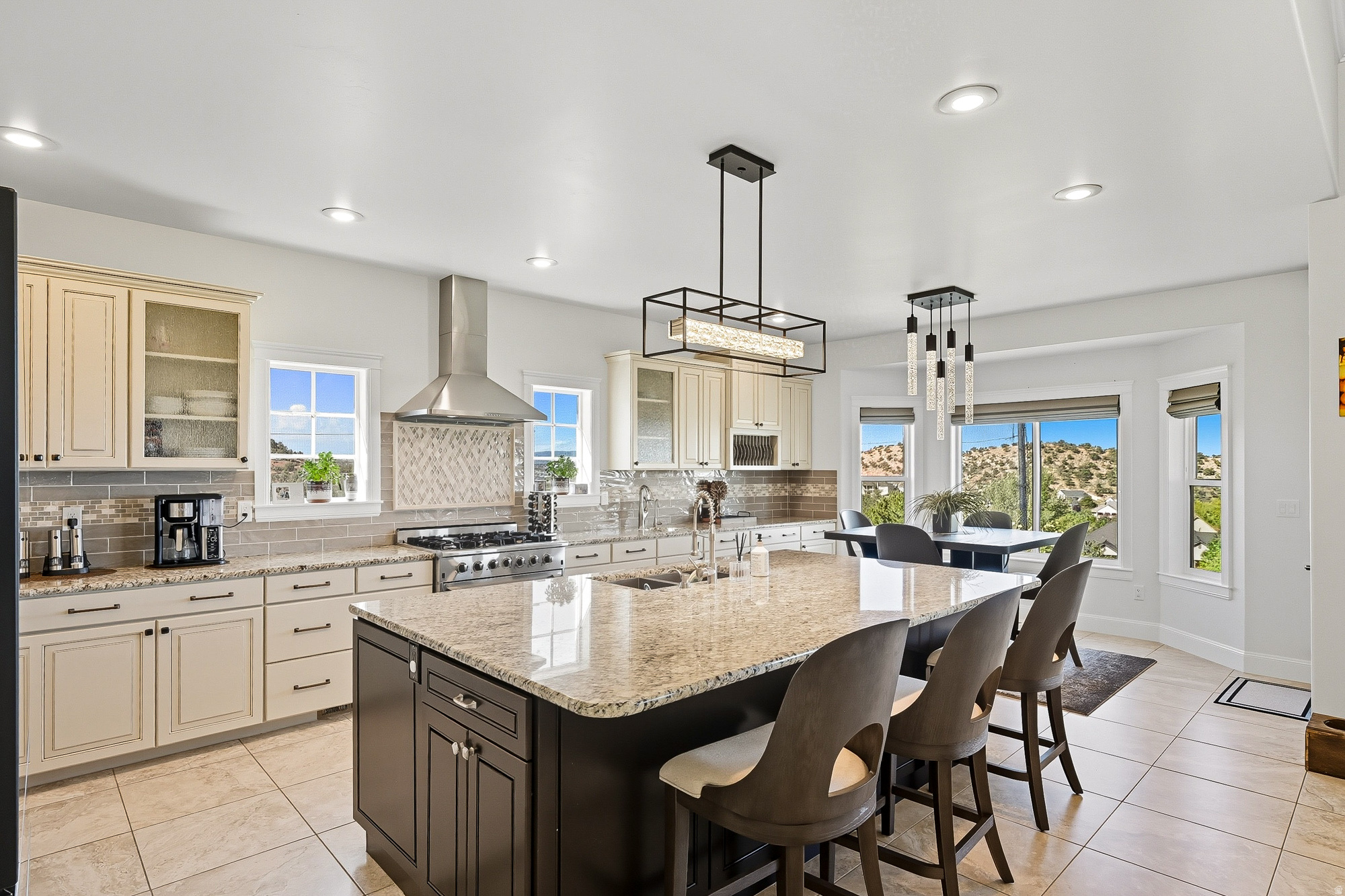 CANYON RIDGE - Residential