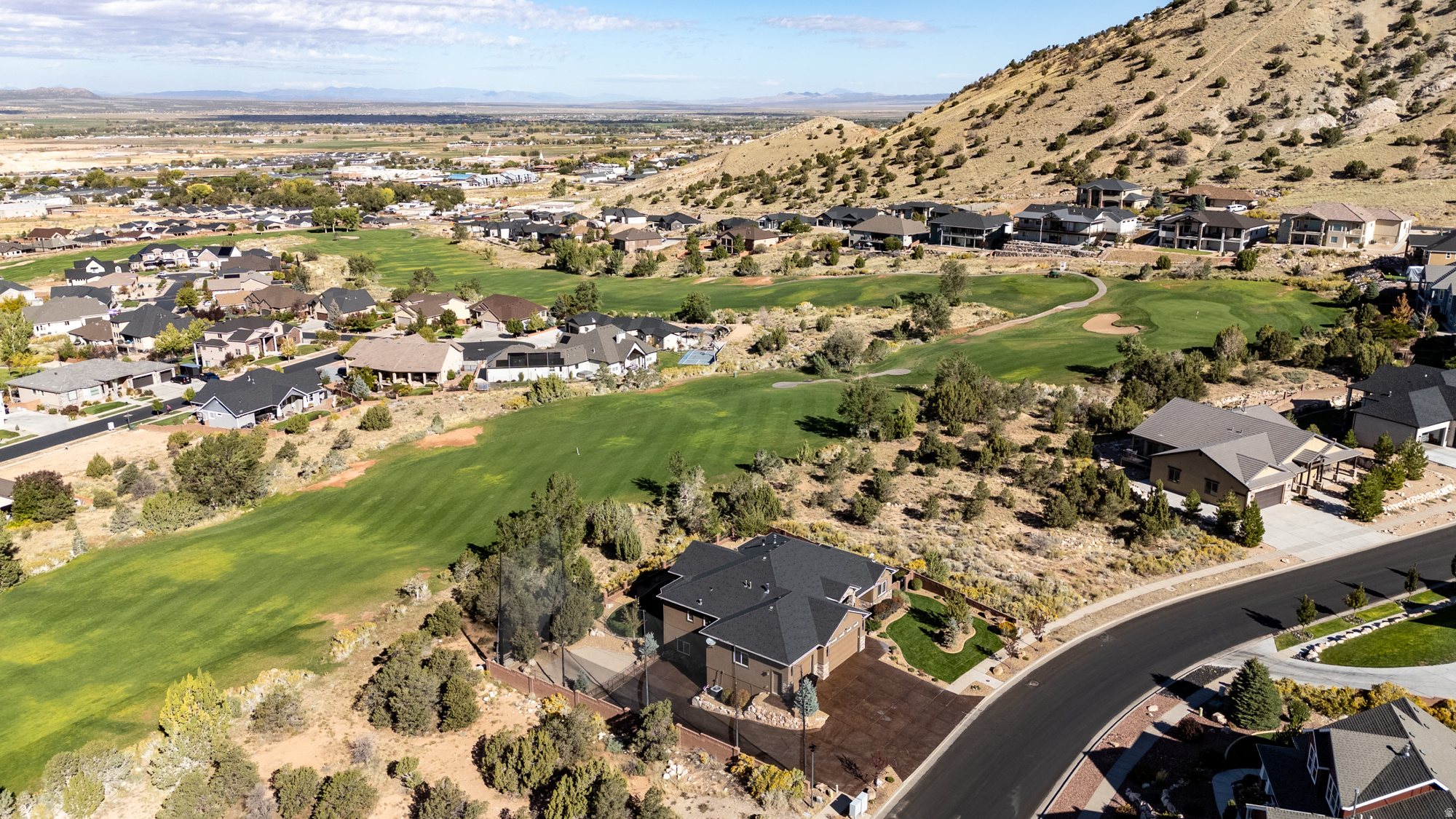 CANYON RIDGE - Residential